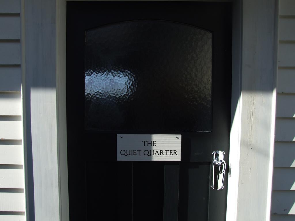 The Quiet Quarter Bed and Breakfast Όκλαντ Δωμάτιο φωτογραφία